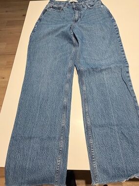 Abercrombie & Fitch The Loose High Rise Jeans